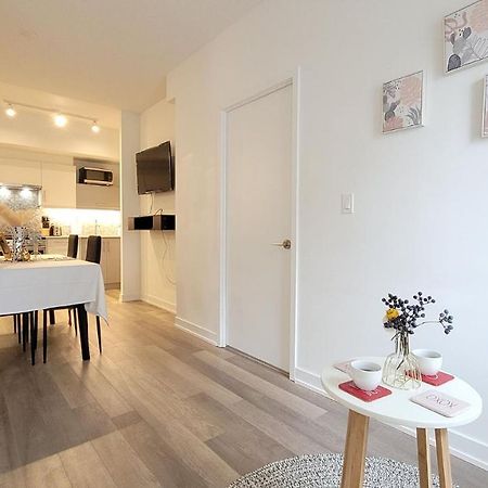 Lovely 3 Bedrooms In University Of Toronto Extérieur photo