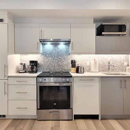 Lovely 3 Bedrooms In University Of Toronto Extérieur photo