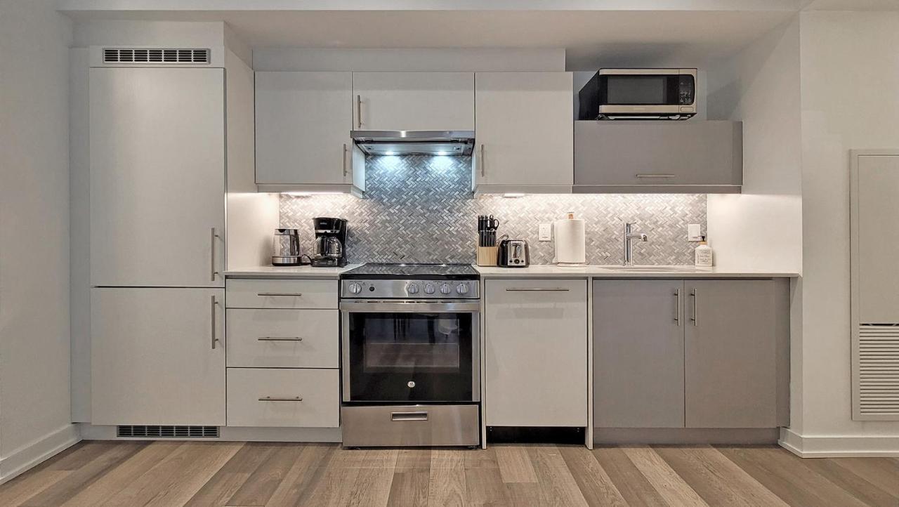 Lovely 3 Bedrooms In University Of Toronto Extérieur photo