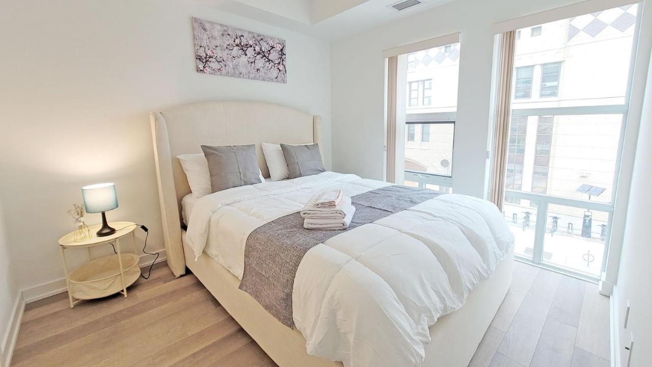 Lovely 3 Bedrooms In University Of Toronto Extérieur photo